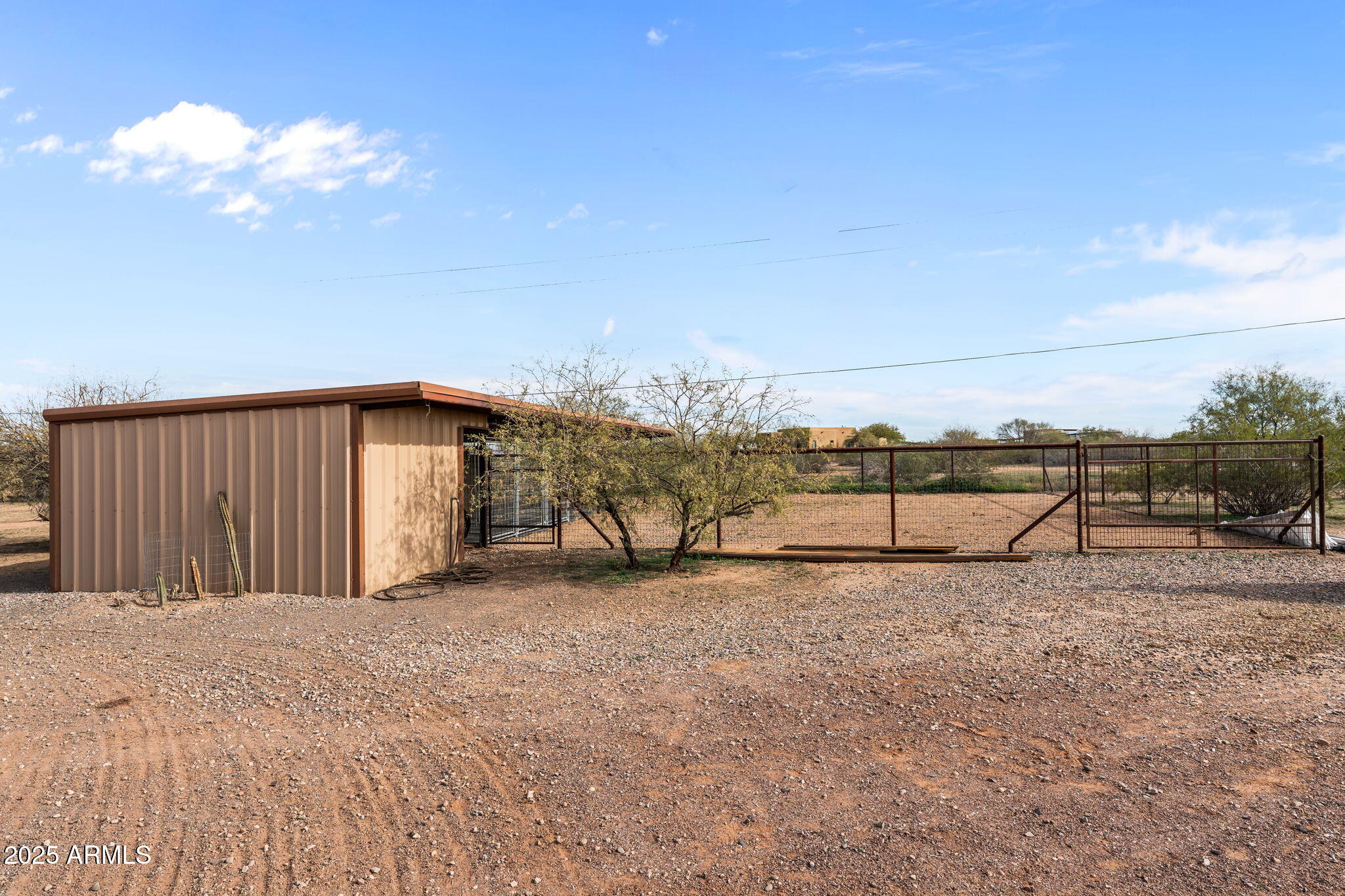45243 West J-1 Ranch Road Wickenburg, AZ 85390 - Photo 33 of 50 40-web-or-mls-DSC05937
