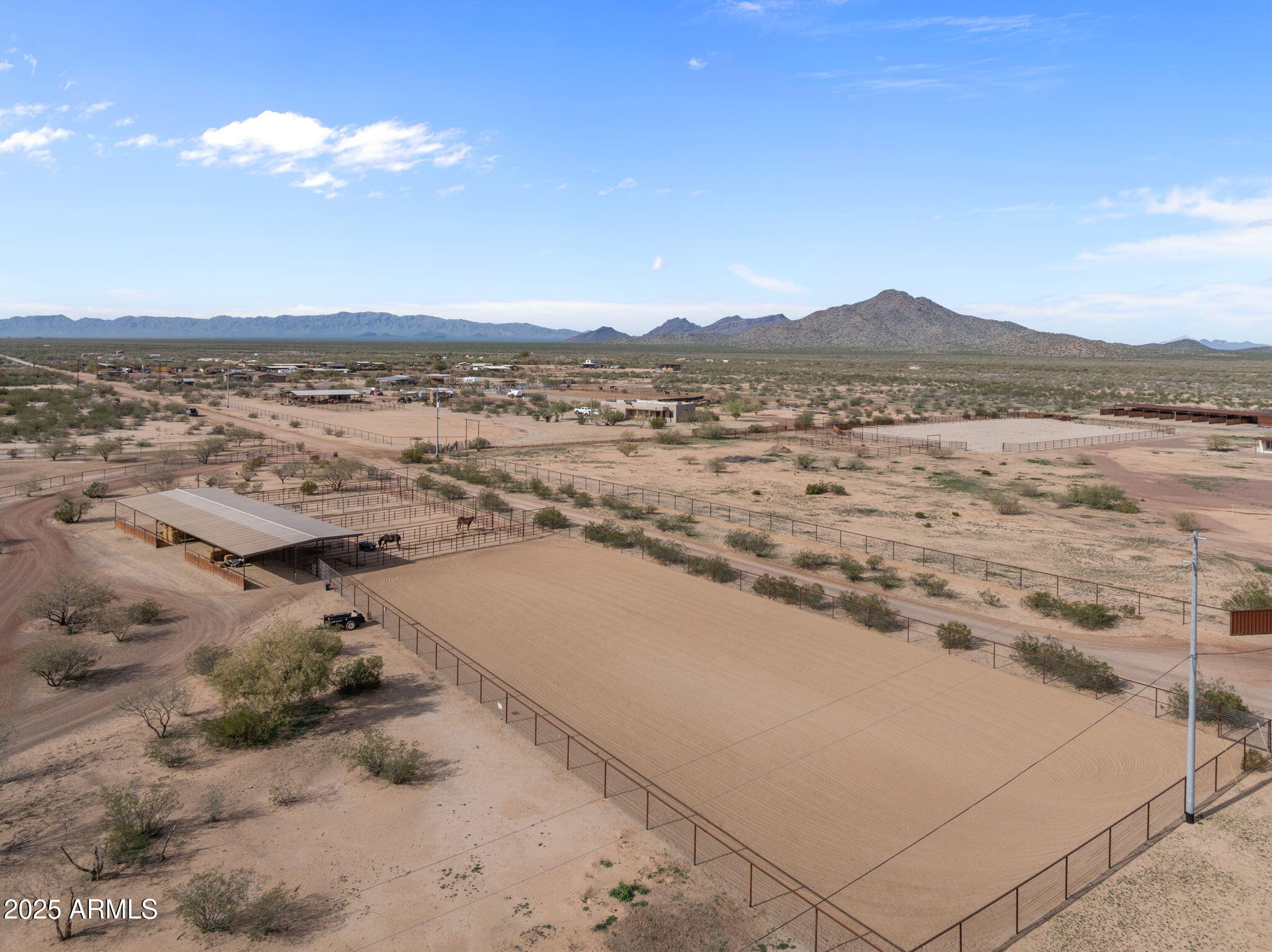 45243 West J-1 Ranch Road Wickenburg, AZ 85390 - Photo 6 of 50 90 x 200 Turnout