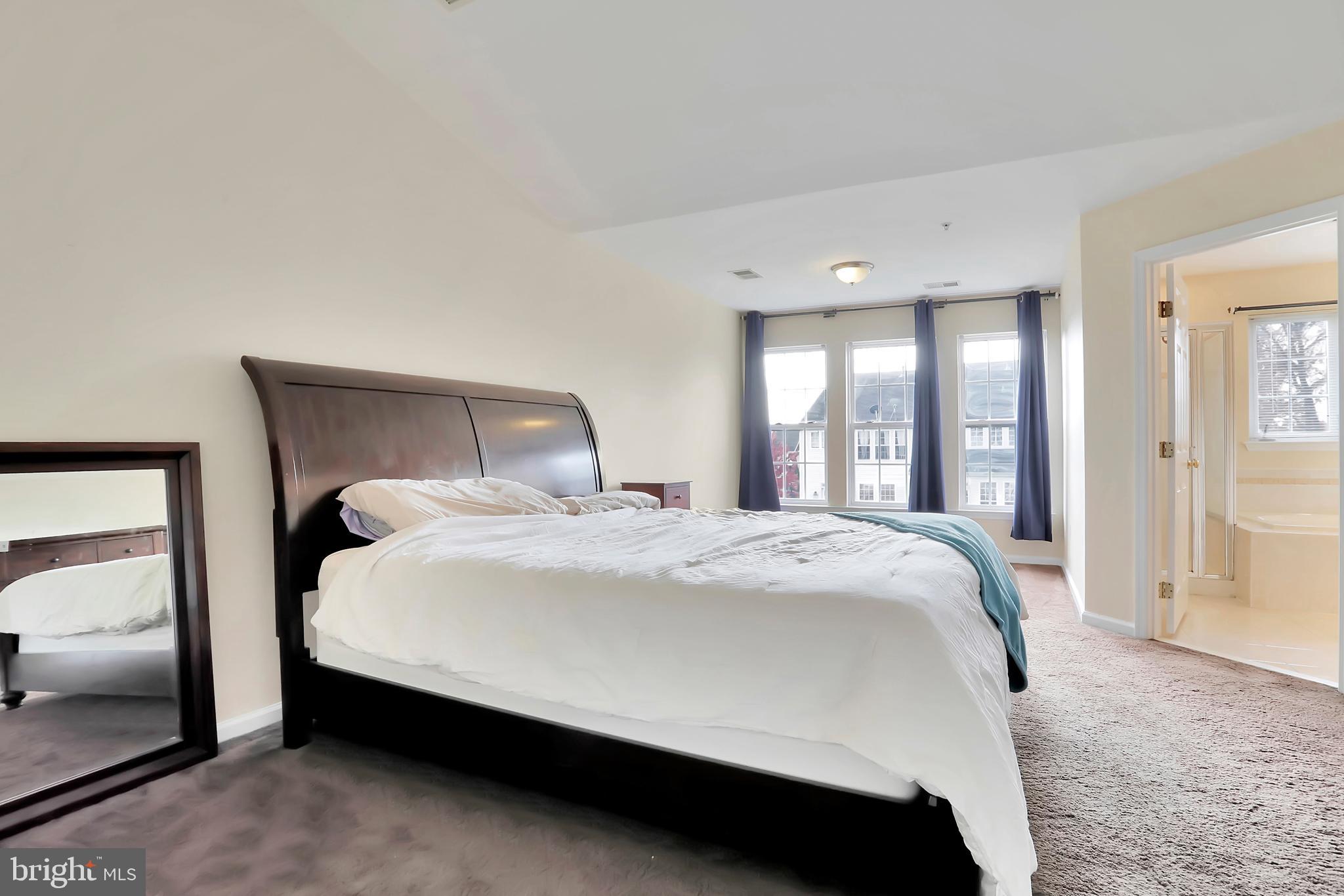 17805 Sinter Way Hagerstown, MD 21740 - Photo 28 of 46 Huge primary bedroom with cathedral ceiling.