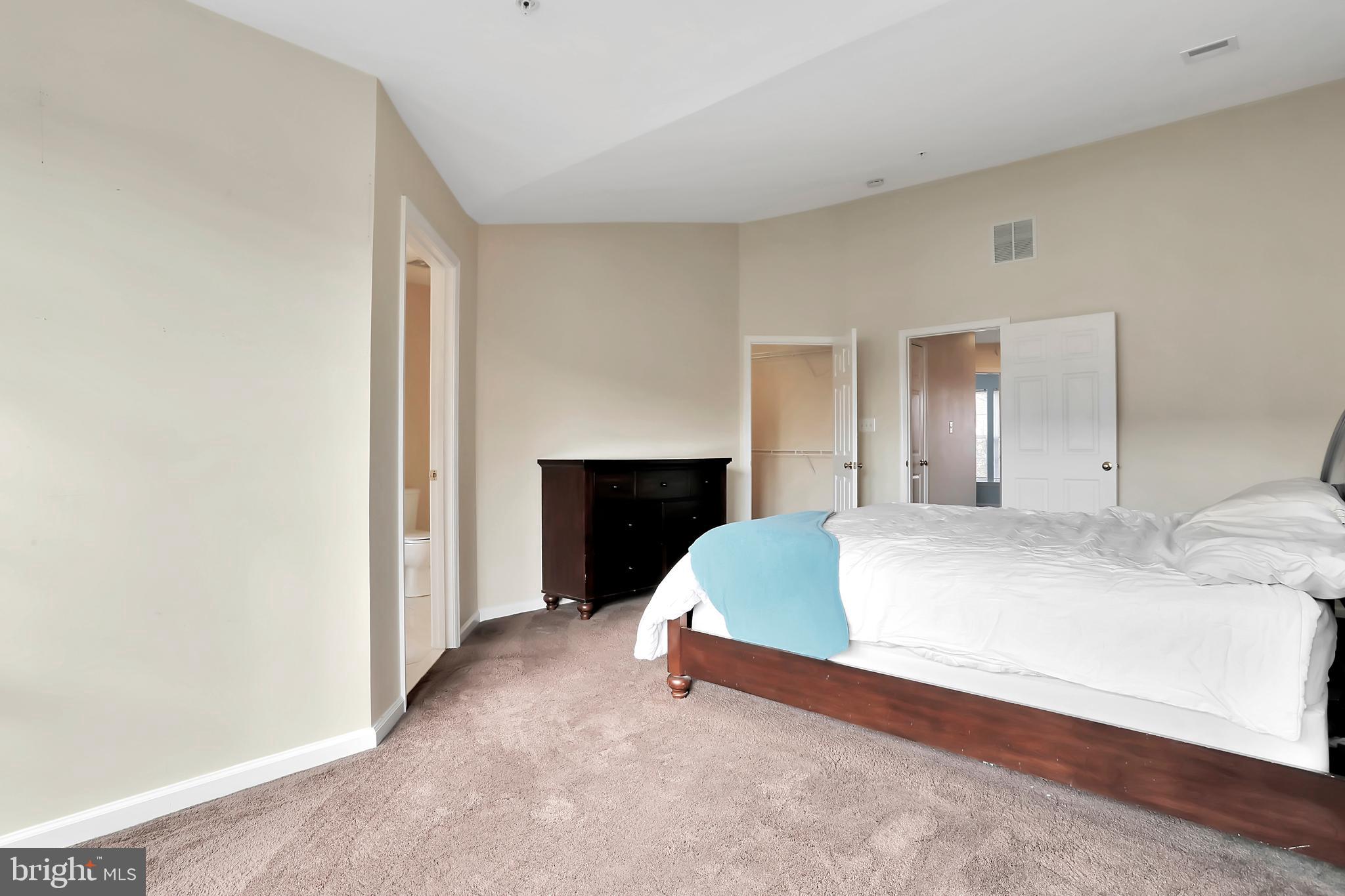 17805 Sinter Way Hagerstown, MD 21740 - Photo 29 of 46 Primary bedroom.
