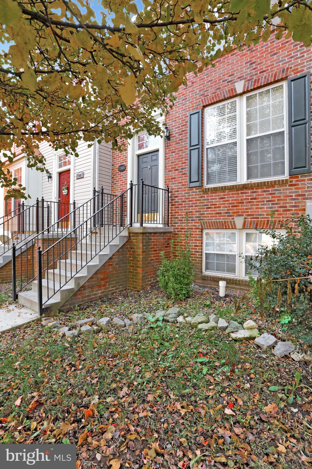 17805 Sinter Way Hagerstown, MD 21740 - Photo 4 of 46 All brick front.