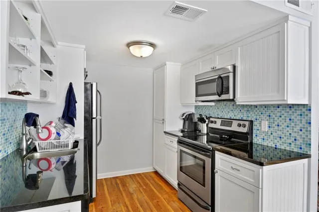 $3,500 | 807 Mallery Street, Unit A, St. Simons Island, GA 31522