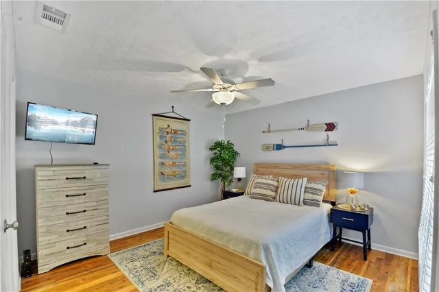 $3,500 | 807 Mallery Street, Unit A, St. Simons Island, GA 31522