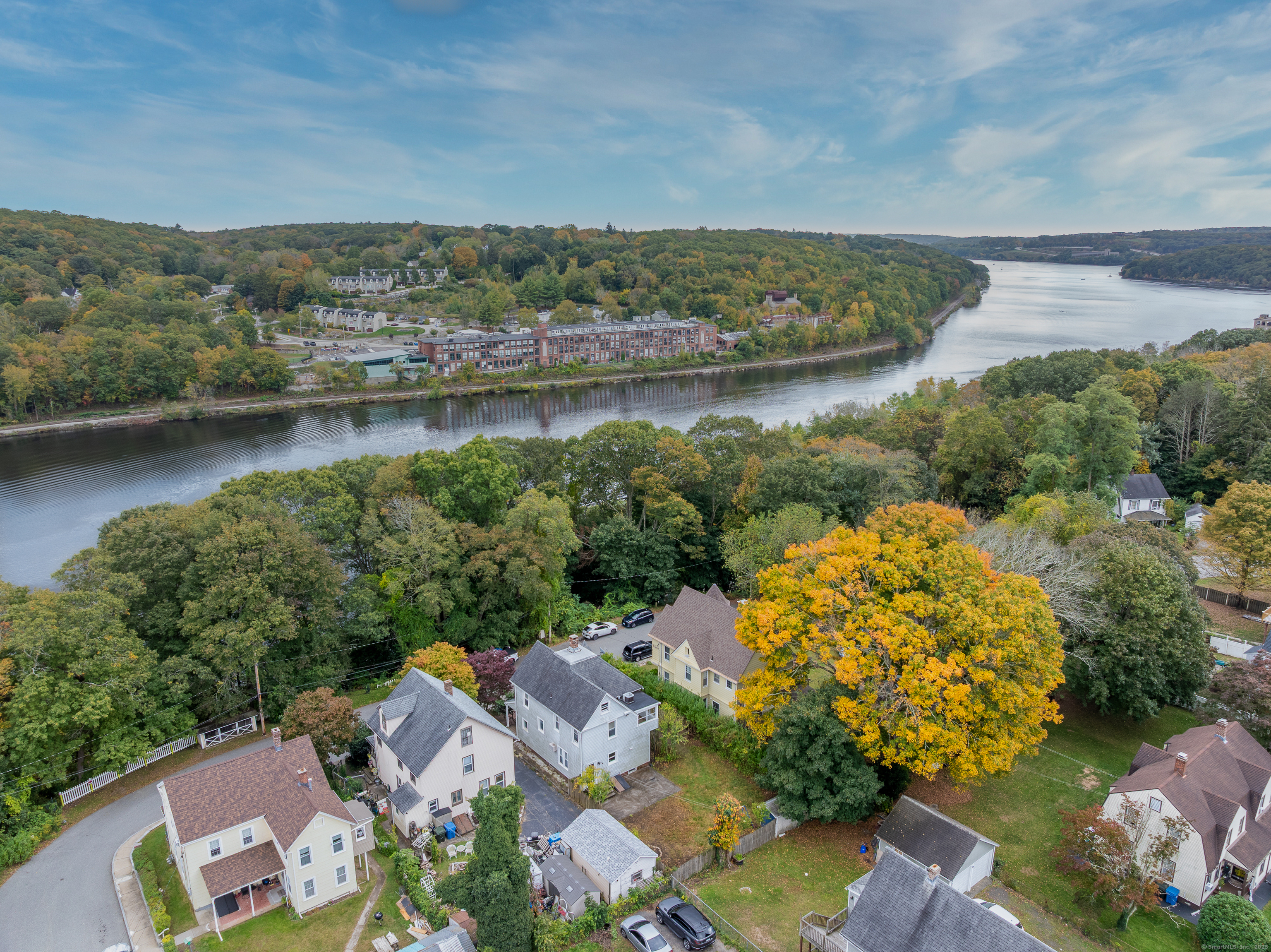 9 Thames Terrace Norwich, CT 06360 - Photo 13 of 31