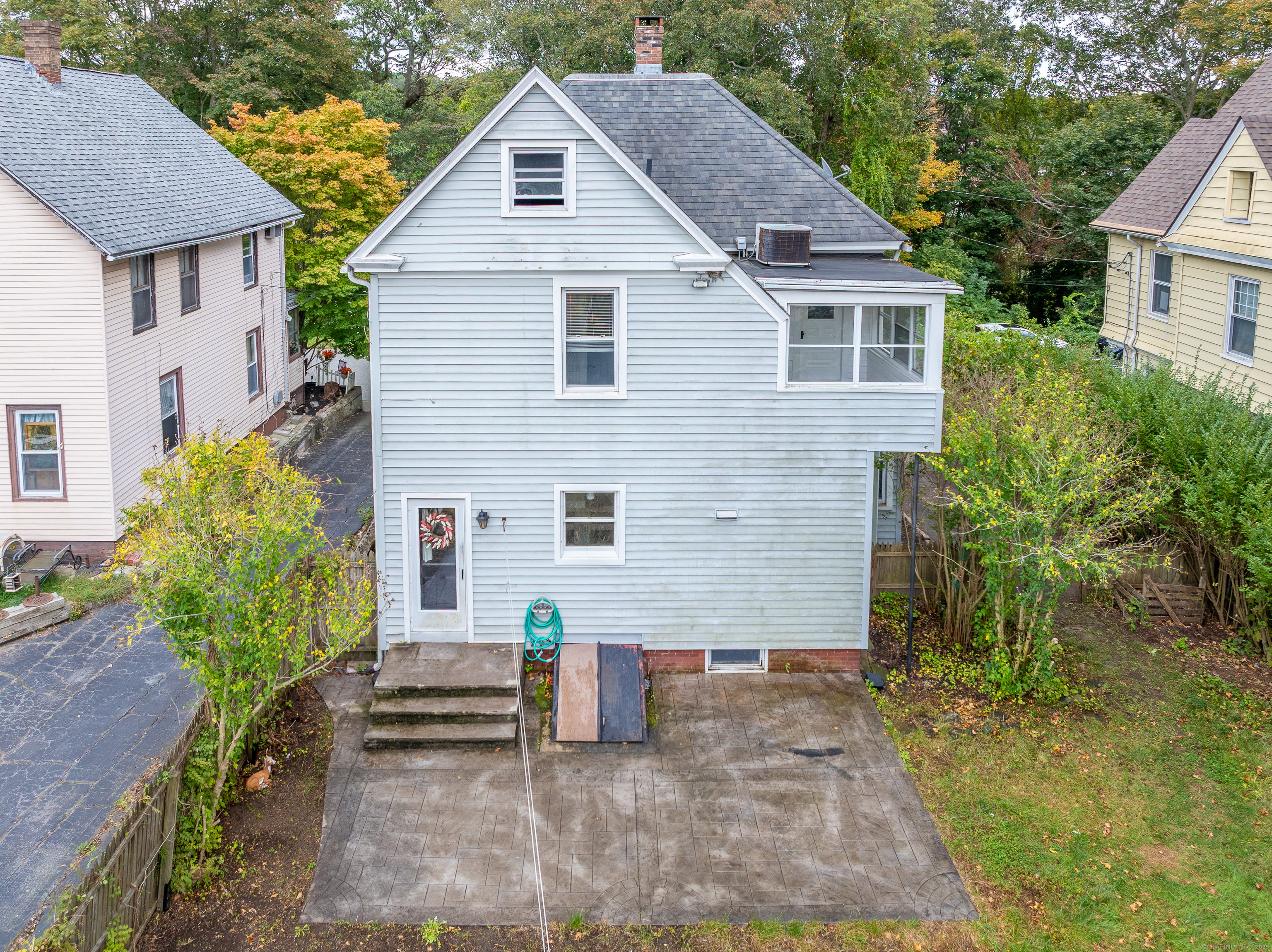 9 Thames Terrace Norwich, CT 06360 - Photo 28 of 31