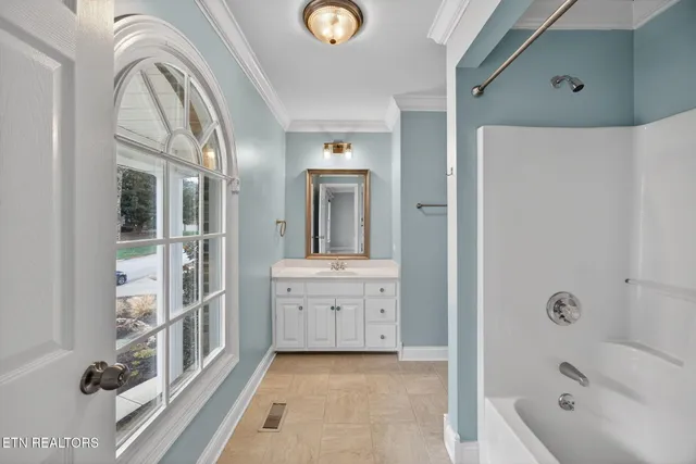 $839,900 | 20 Palisades Parkway, Oak Ridge, TN 37830