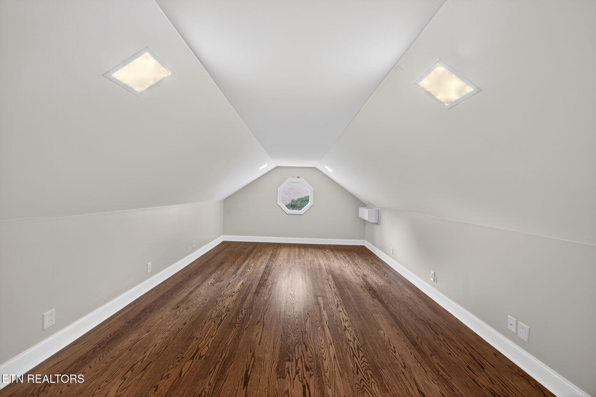 20 Palisades Parkway Oak Ridge, TN 37830 - Photo 44 of 60 51-web-or-mls-20-palisades-pkwy