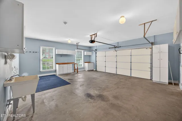 $839,900 | 20 Palisades Parkway, Oak Ridge, TN 37830