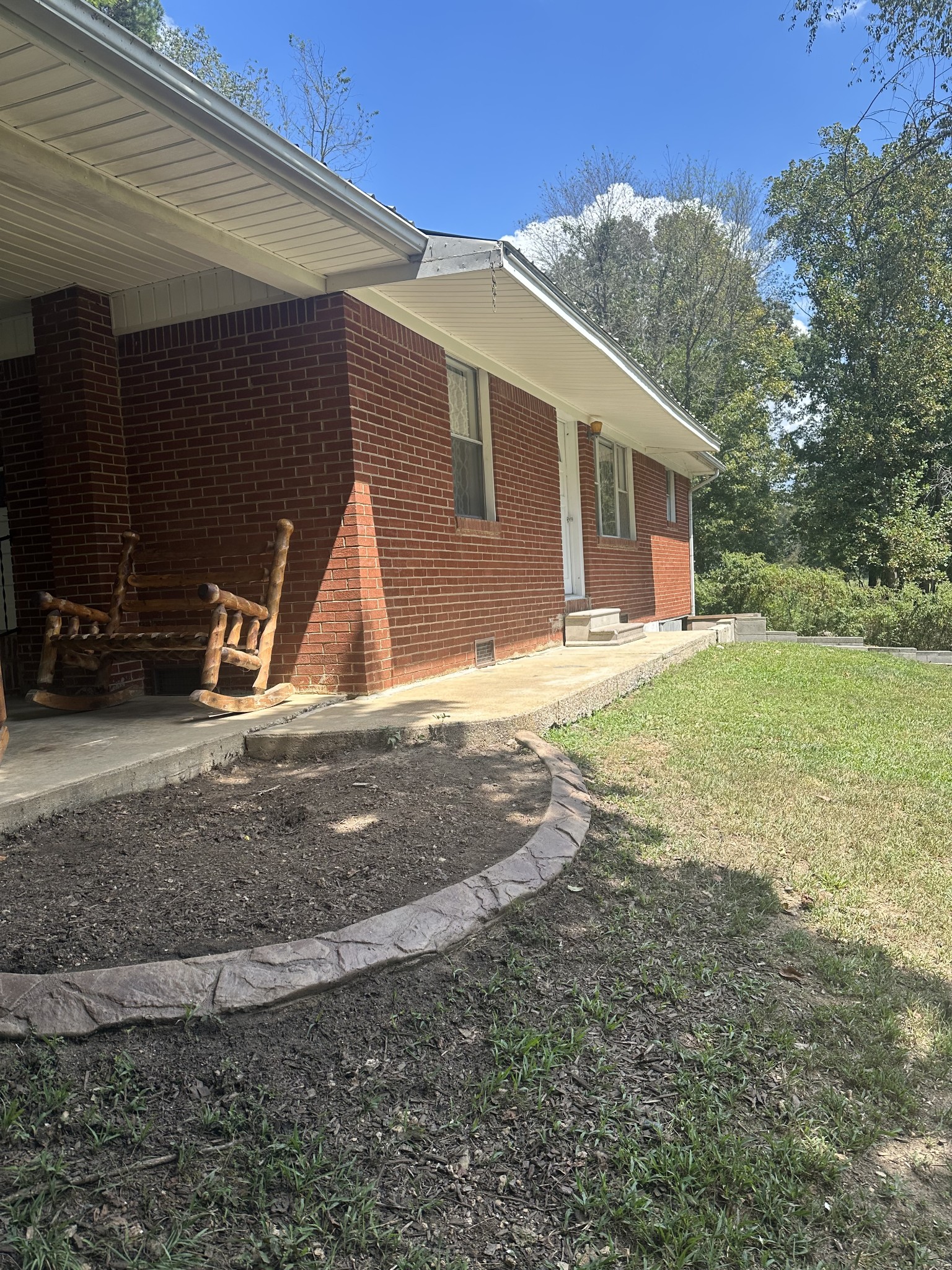 16 Cummings Road Summertown, TN 38483 - Photo 2 of 33