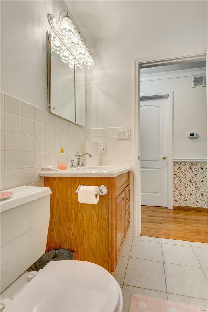 2914 Justamir Road Waterloo, IL 62298 - Photo 14 of 46