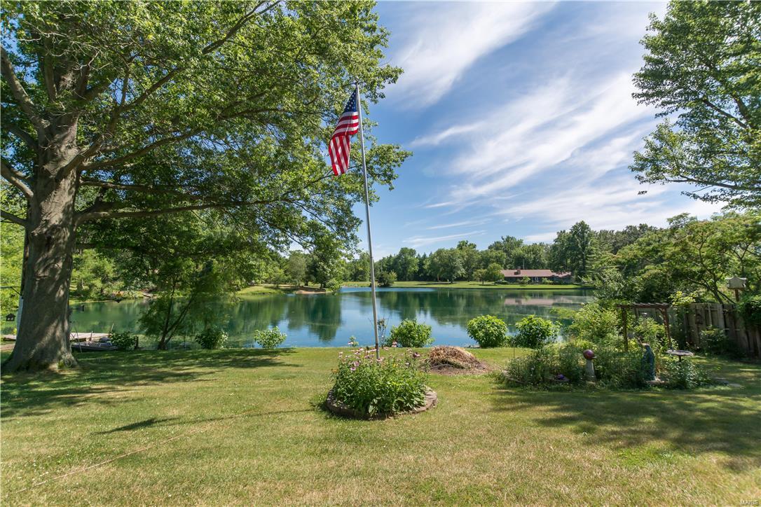 2914 Justamir Road Waterloo, IL 62298 - Photo 33 of 46