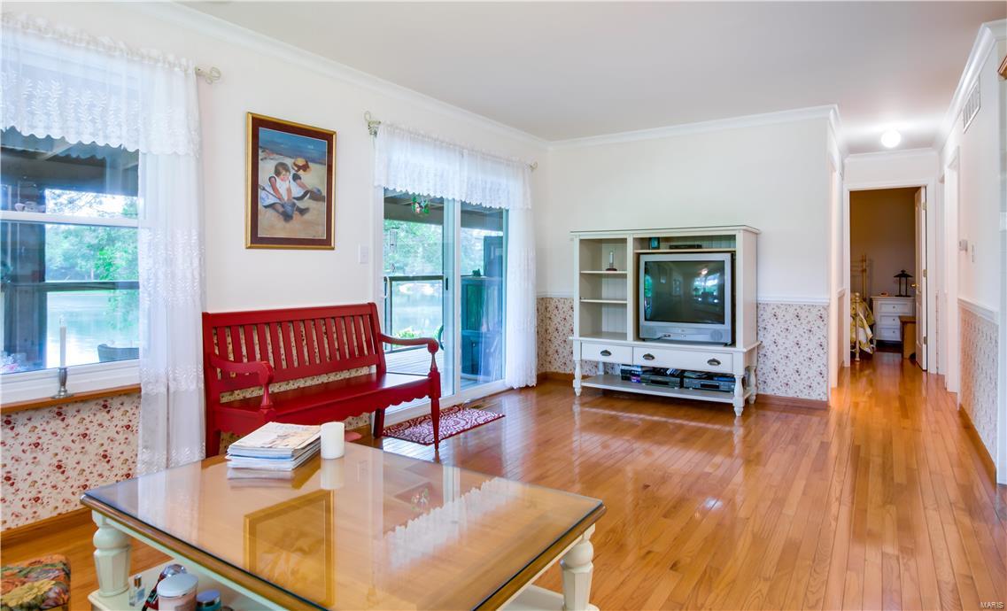2914 Justamir Road Waterloo, IL 62298 - Photo 7 of 46