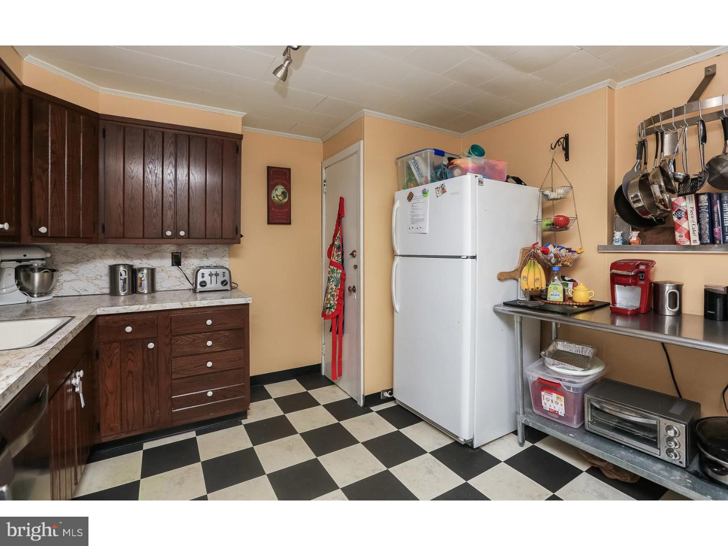 474 Martin Street Philadelphia, PA 19128 - Photo 8 of 22