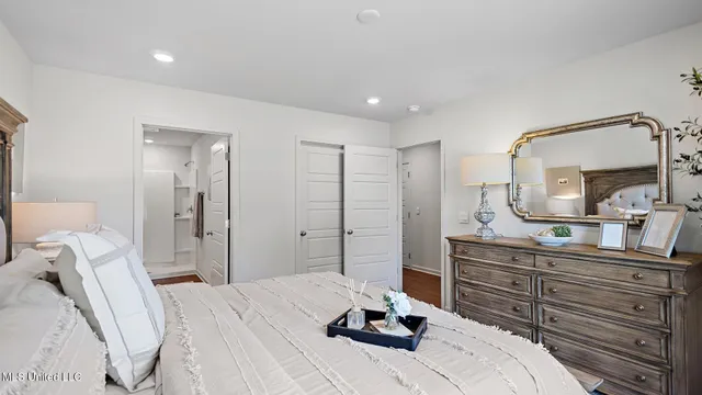 $219,900 | 5015 Fox Glen Drive, Jackson, MS 39212