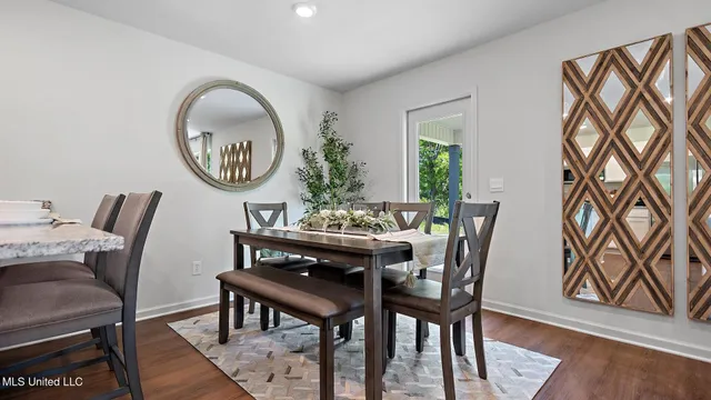 $219,900 | 5015 Fox Glen Drive, Jackson, MS 39212