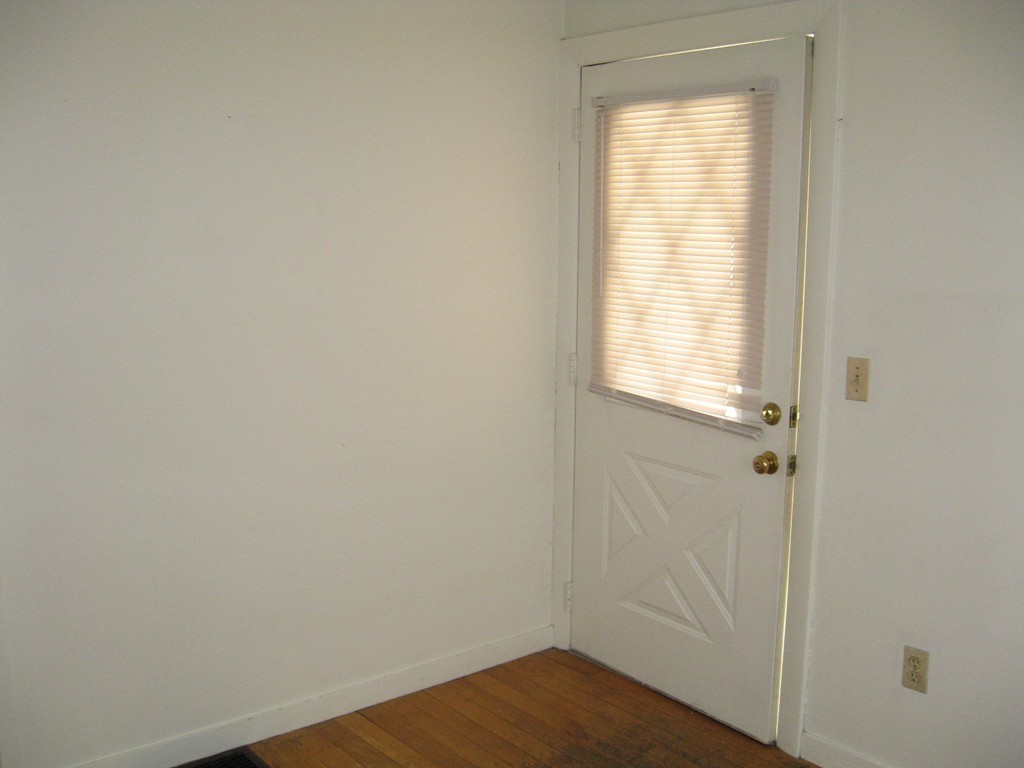 64 Canterbury Road Springfield, MA 01118 - Photo 21 of 27