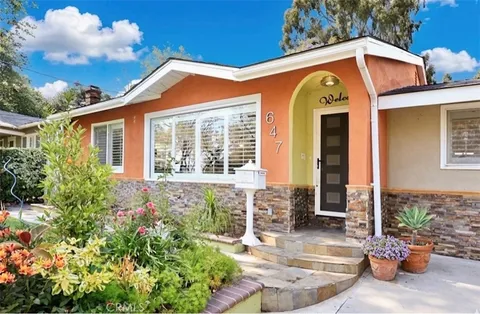 $4,650 | 647 West Montecito Avenue, Sierra Madre, CA 91024