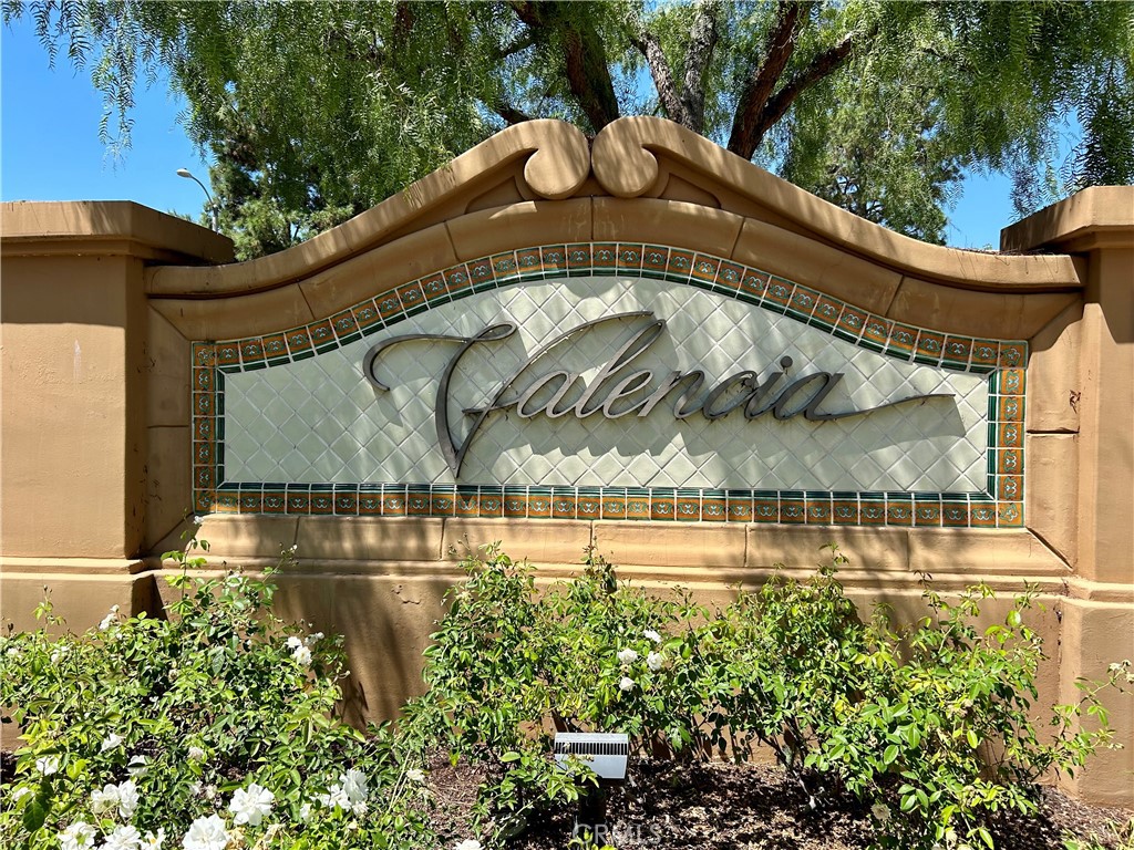 2811 Caponi Place Tustin, CA 92782 - Photo 35 of 50 a view of swimming pool with a garden