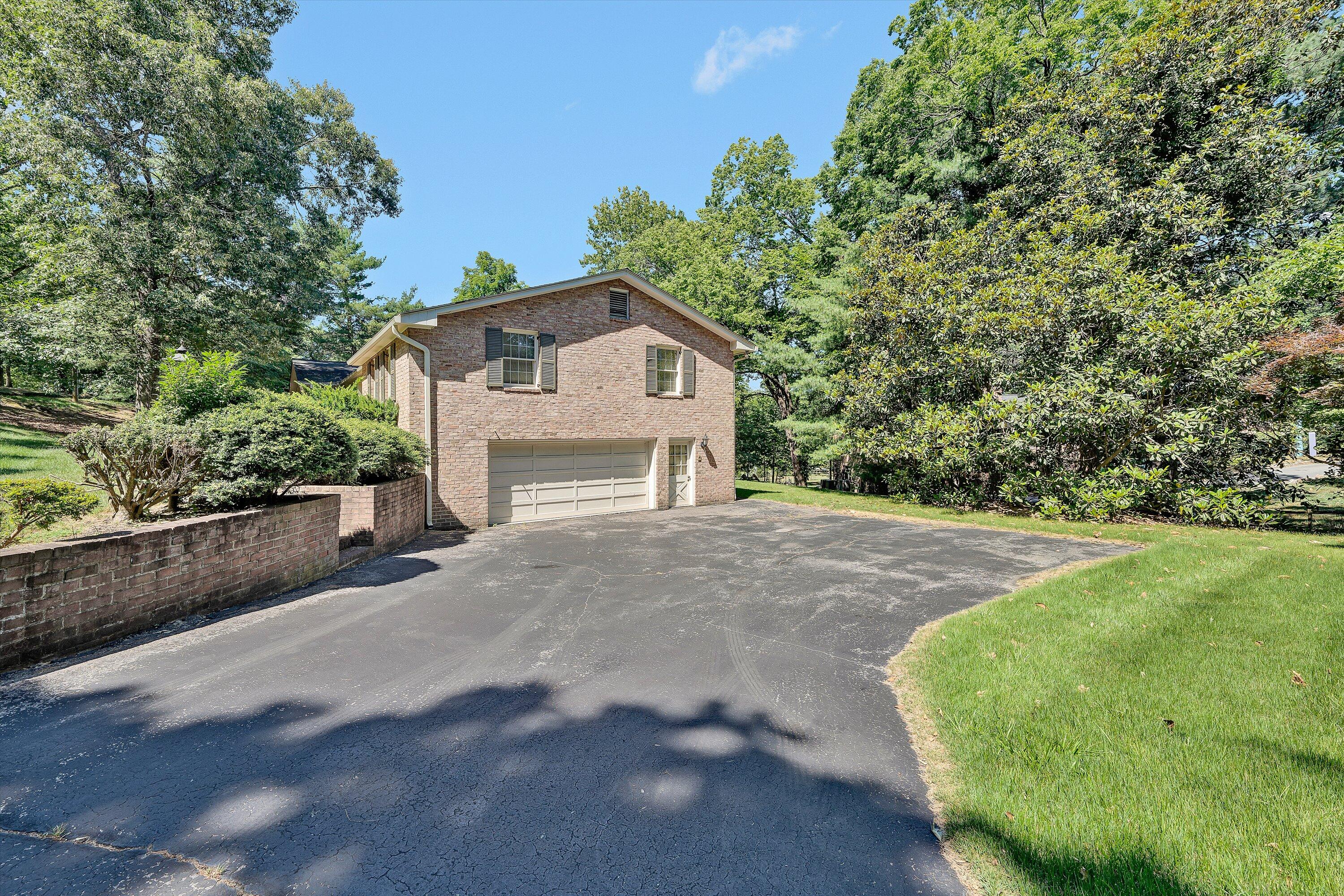 3615 Brymoor Road Southwest Roanoke, VA 24018 - Photo 48 of 48 48-DSC00150