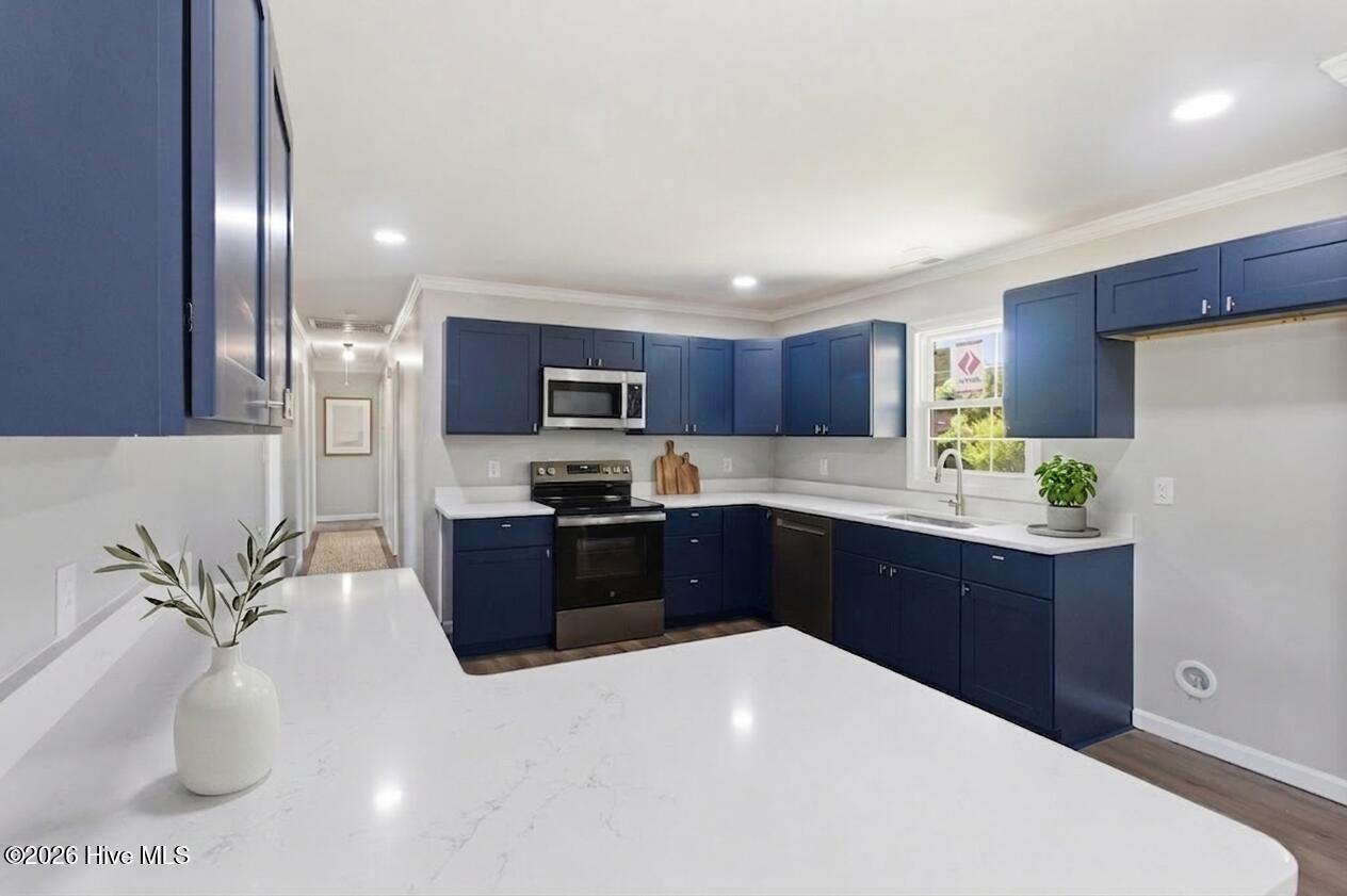 307 Tall Pine Road Havelock, NC 28532 - Photo 3 of 23 Virtually Staged Image of Kitchen