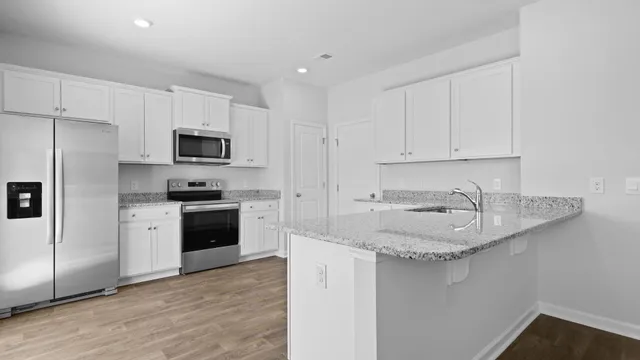 $394,900 | 5520 Bowmore Boulevard, Ravenel, SC 29470