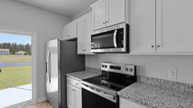 $394,900 | 5520 Bowmore Boulevard, Ravenel, SC 29470