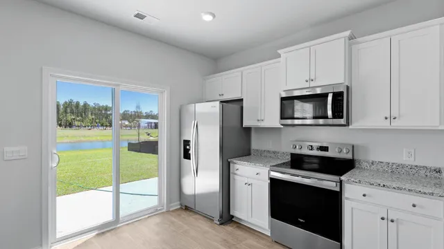 $394,900 | 5520 Bowmore Boulevard, Ravenel, SC 29470