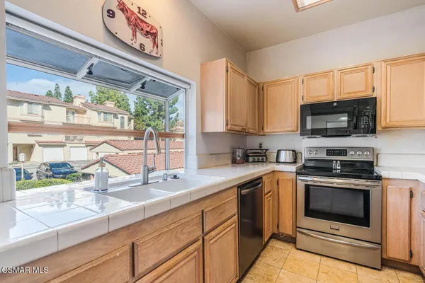$509,000 | 5782 Oak Bank Trail, Unit 103, Oak Park, CA 91377