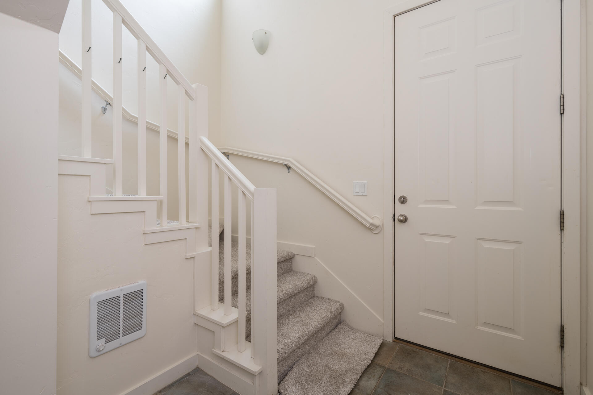 1920 Copper Ranch Lane, Unit D Hailey, ID 83333 - Photo 3 of 26 Entry