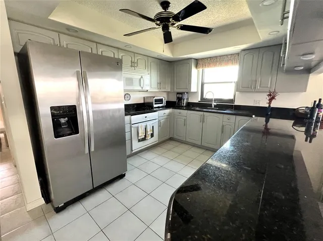 $4,000 | 6650 Sunset Way, Unit 502, St. Pete Beach, FL 33706