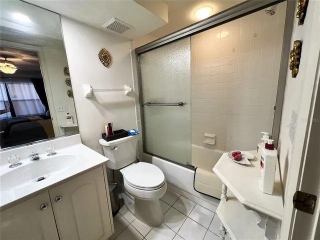 $4,000 | 6650 Sunset Way, Unit 502, St. Pete Beach, FL 33706