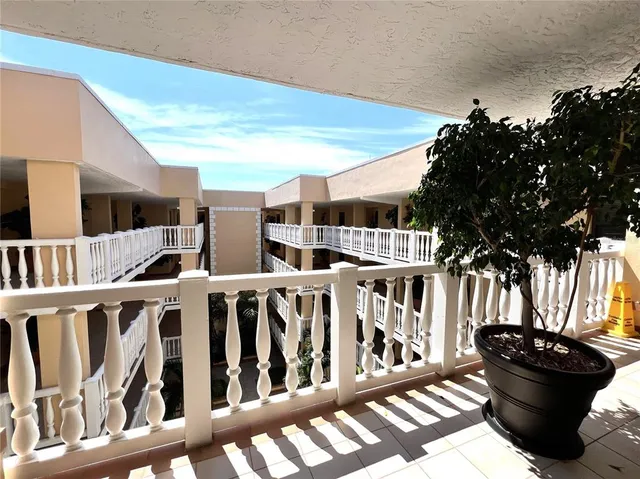$4,000 | 6650 Sunset Way, Unit 502, St. Pete Beach, FL 33706