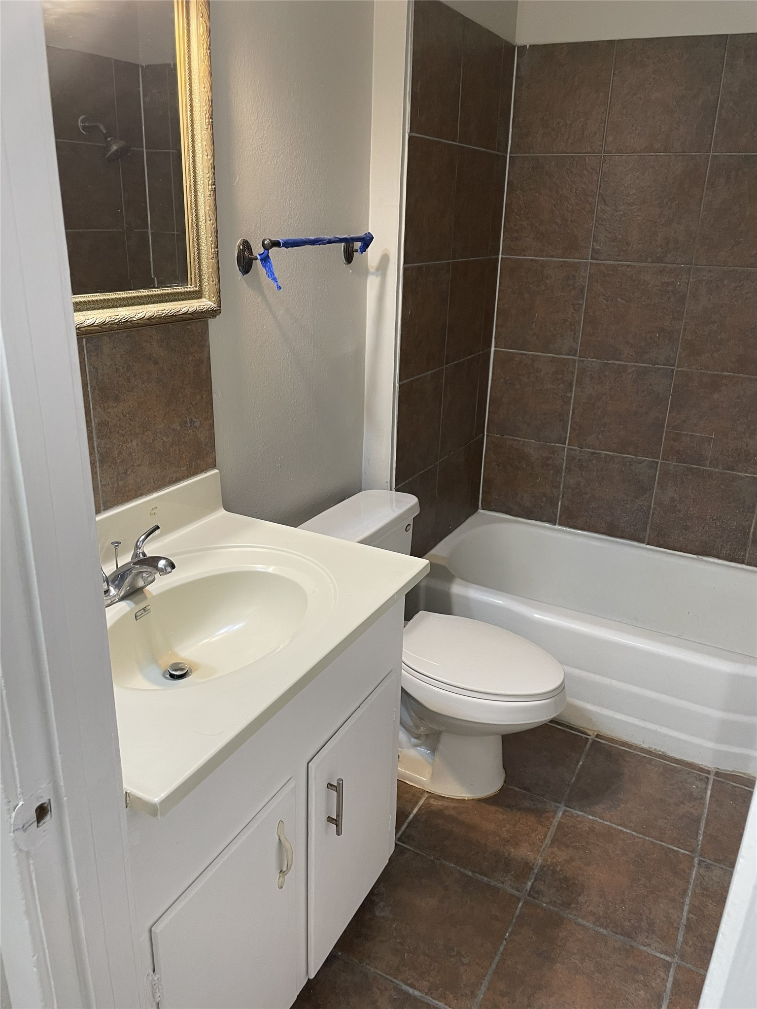 8915 Reamer Street Houston, TX 77074 - Photo 9 of 11