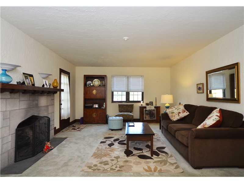 202 Darlington Road Beaver Falls, PA 15010 - Photo 5 of 25 Living Room.