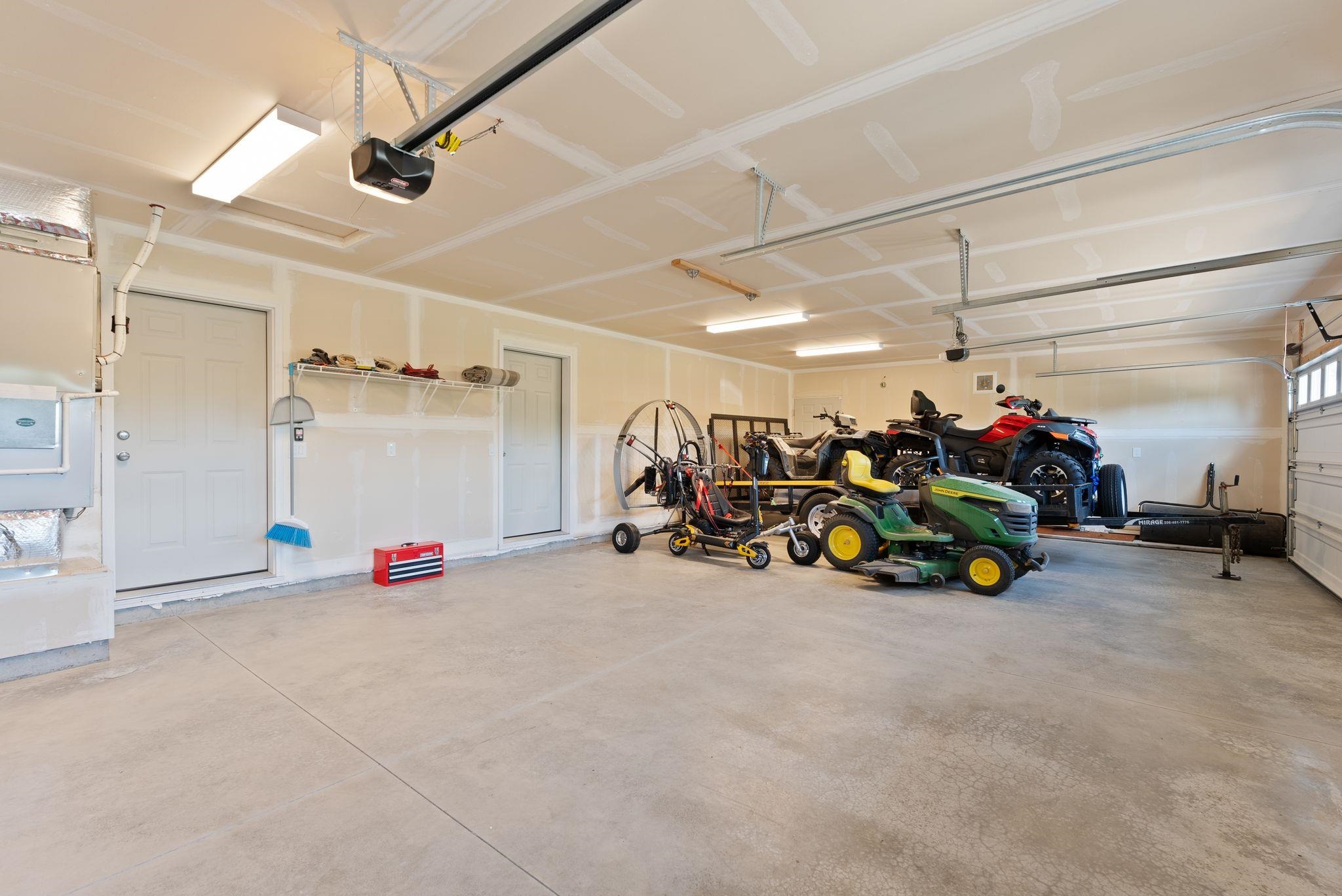 27907 North Bruce Road Chattaroy, WA 99003 - Photo 30 of 49