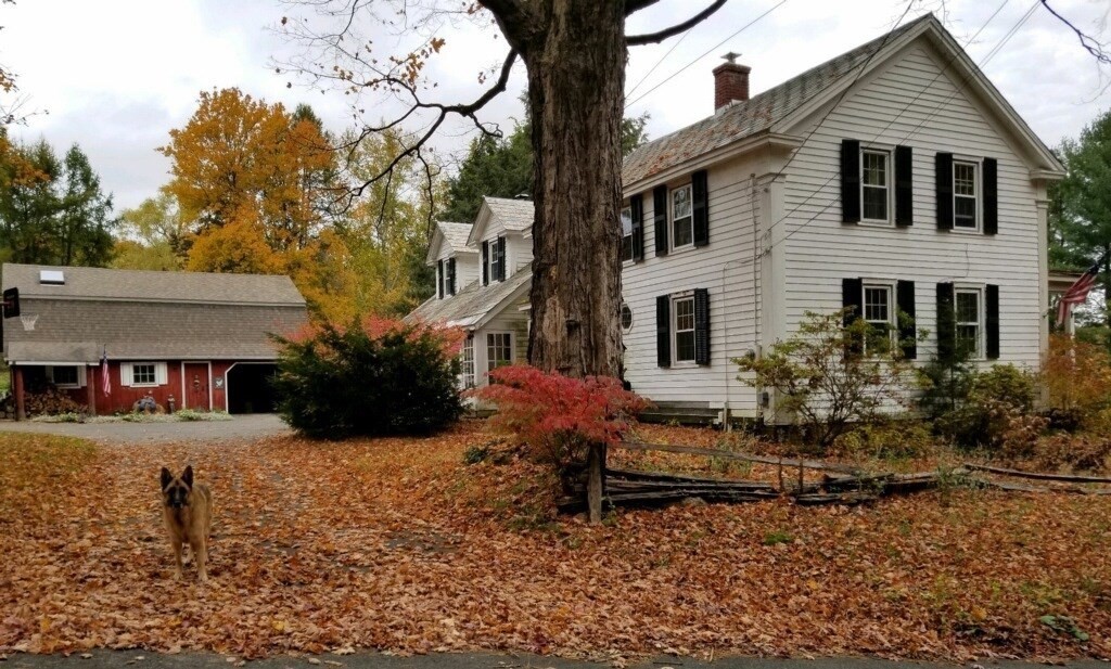 20 Wolcott Road Southampton, MA 01073 - Photo 2 of 14