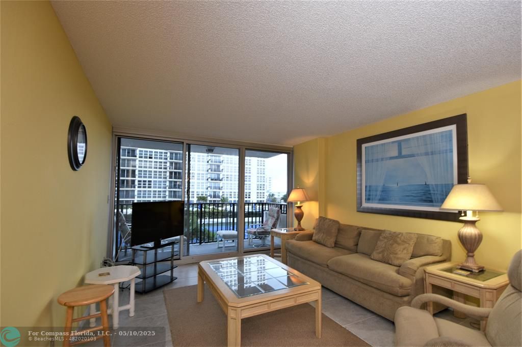 525 North Ocean Boulevard, Unit 522 Pompano Beach, FL 33062 - Photo 11 of 34