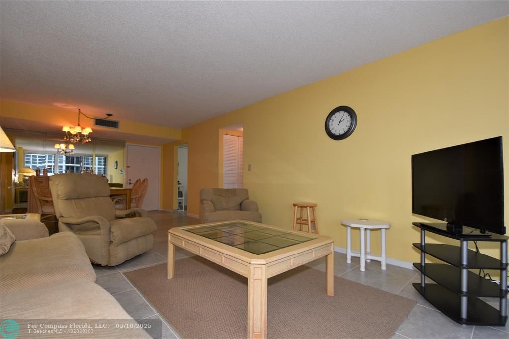 525 North Ocean Boulevard, Unit 522 Pompano Beach, FL 33062 - Photo 12 of 34