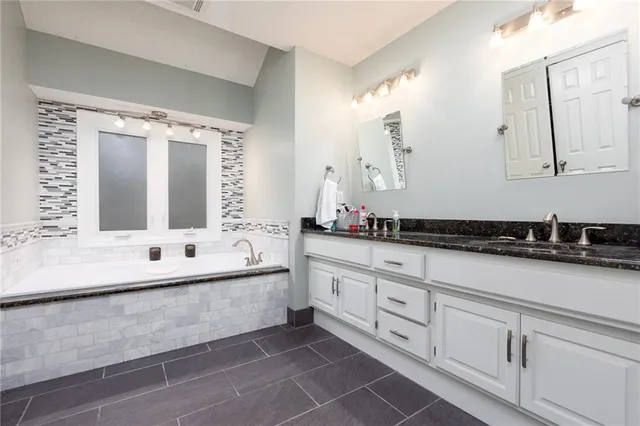 $455,000 | 1327 Easton Court, Liberty, MO 64068