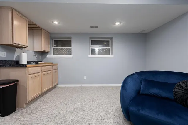 $455,000 | 1327 Easton Court, Liberty, MO 64068