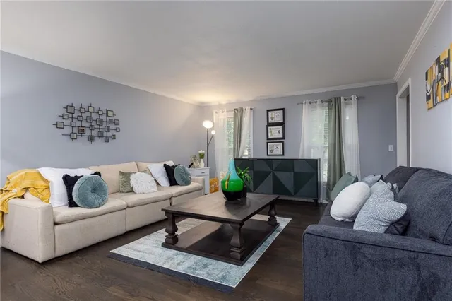 $455,000 | 1327 Easton Court, Liberty, MO 64068