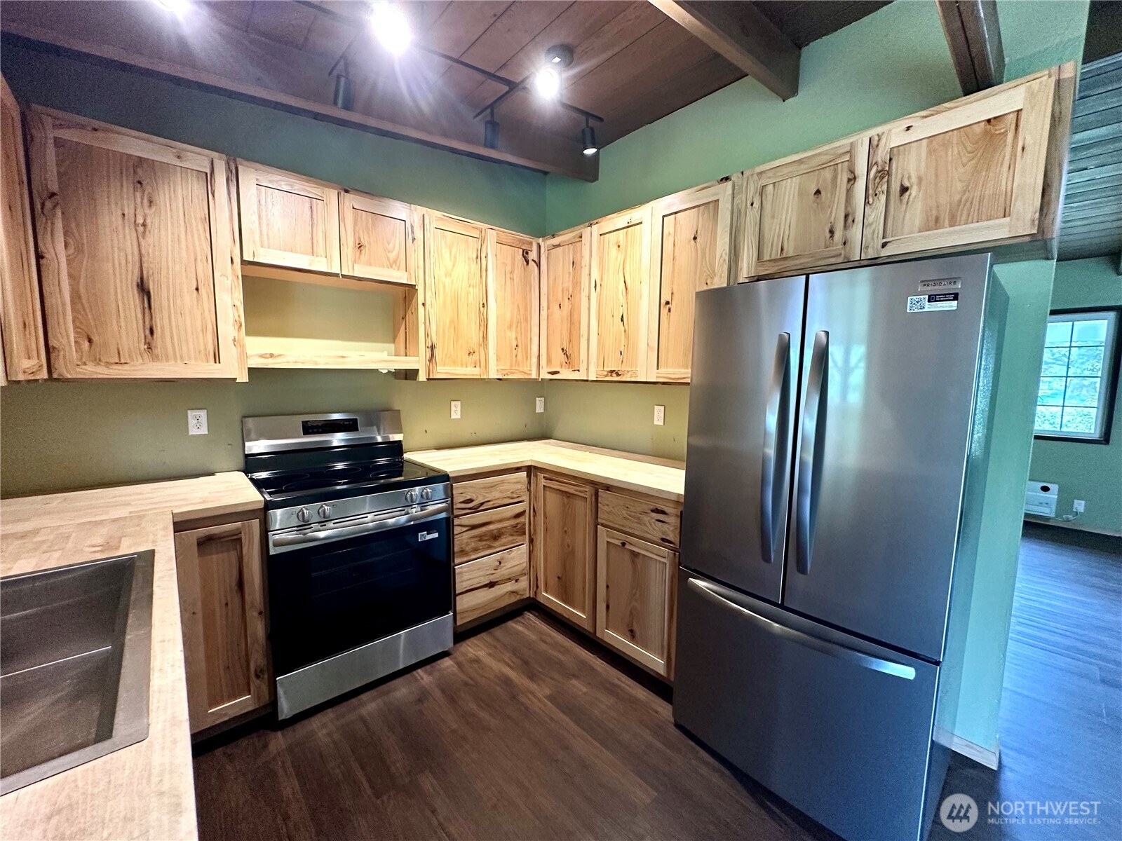 120 Hammer Way Forks, WA 98331 - Photo 8 of 33