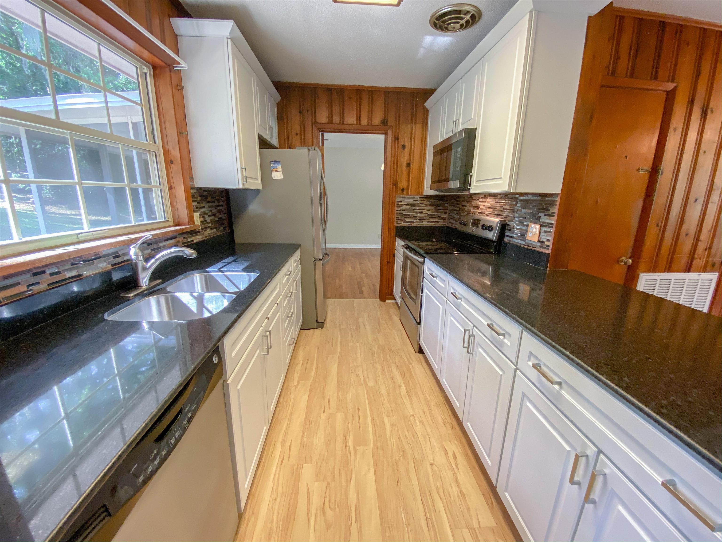 1908 Rosedale Drive Tallahassee, FL 32303 - Photo 19 of 39