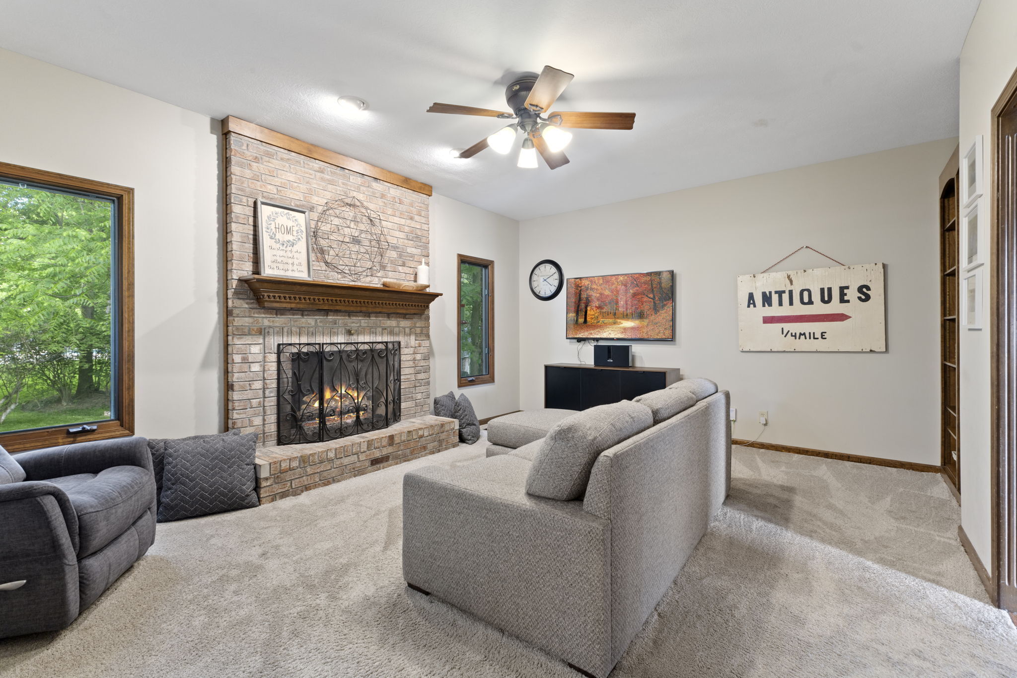 340 Rodeo Drive Indianapolis, IN 46217 - Photo 17 of 54 Gallery Image 17