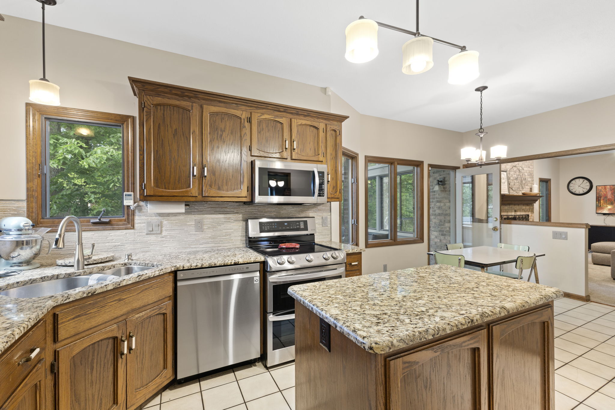 340 Rodeo Drive Indianapolis, IN 46217 - Photo 19 of 54 Gallery Image 19