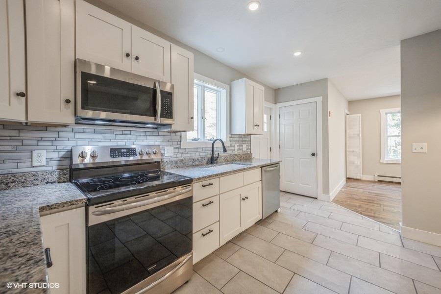 9 River Road Bow, NH 03304 - Photo 15 of 19