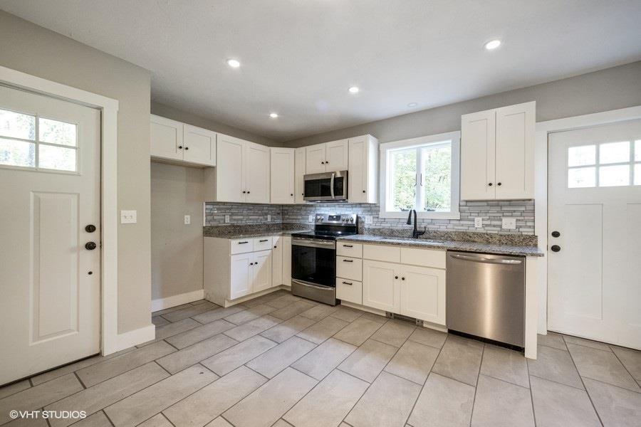 9 River Road Bow, NH 03304 - Photo 17 of 19