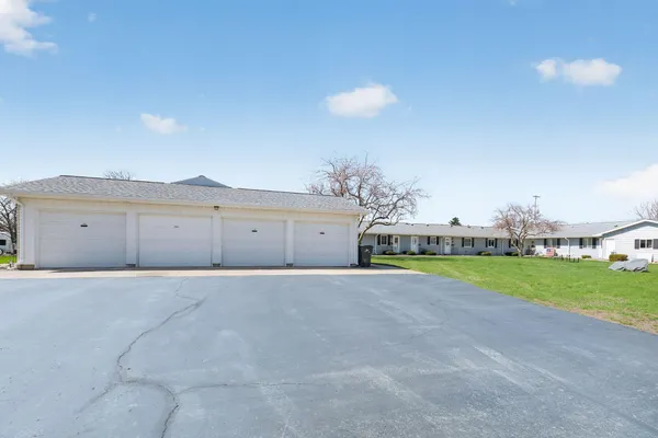 $204,999 | 1310 North Boltwood Street, Unit 6, Hastings, MI 49058