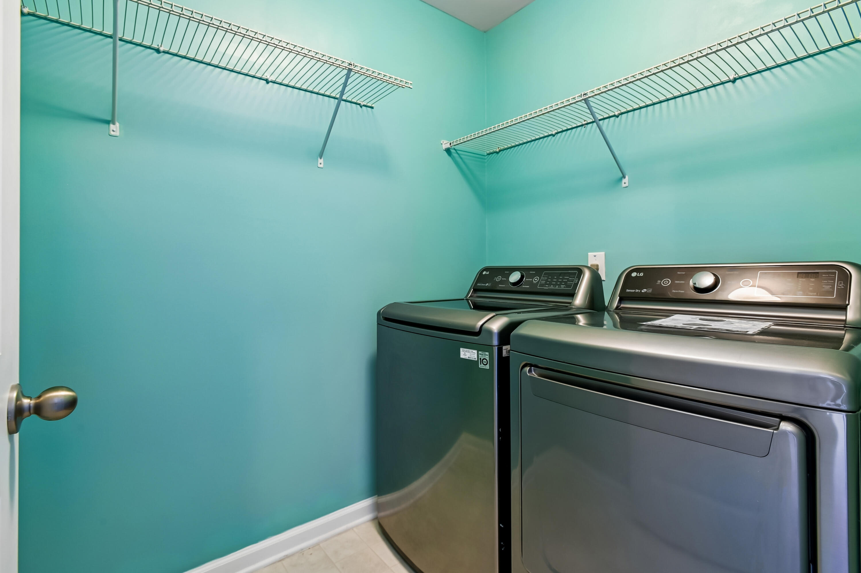 9831 Seed Street Ladson, SC 29456 - Photo 17 of 34 21-Laundry