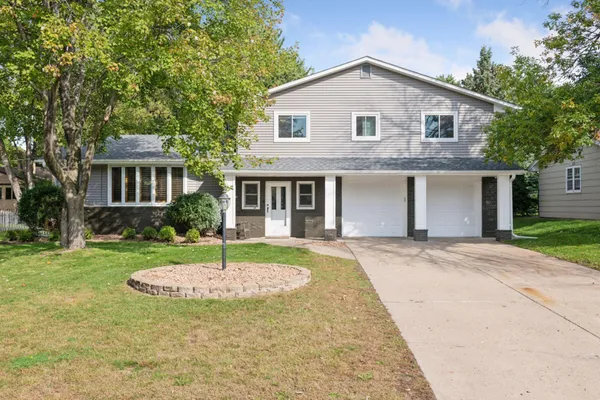 $1,150,000 | 4516 Gilford Drive, Edina, MN 55435